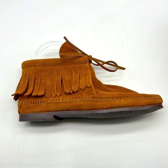 Minnetonka - Brown Suede Fringe Ankle Boot Moccasins With Suede Tie Size 6.5 - Picture 5 of 15